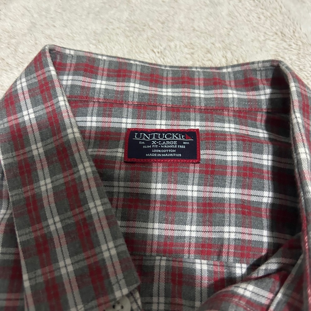 UNTUCKit Button Down Mens XL Red Grey Plaid Sauris Slim Fit‎ Wrinkle Free - Picture 4 of 8